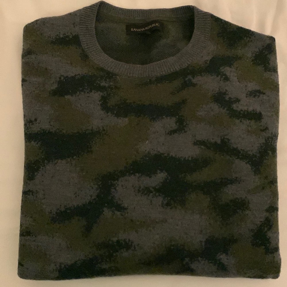 Banana Republic Camouflage Sweater